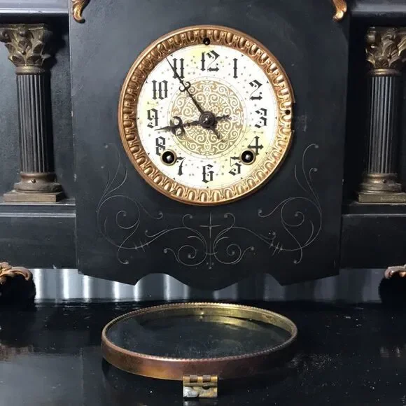 ANTIQUE MANTEL CLOCK-WM L GILBERT-MAJESTIC CLOCK-WINSTED,CONN.-PAT.1881 - Picture 7 of 13